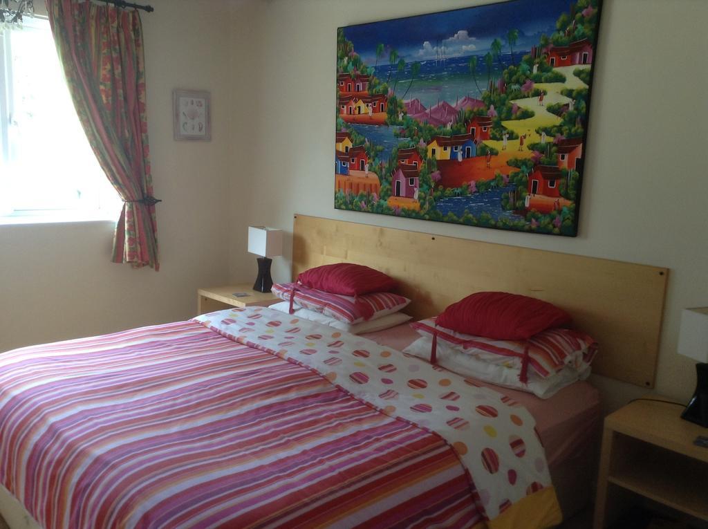 Serendipity Winsley Room photo